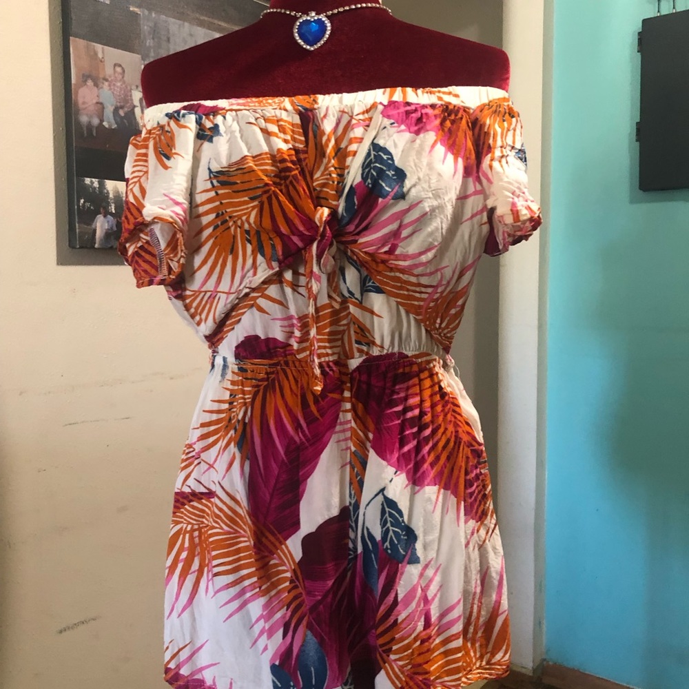 Super cute romper M